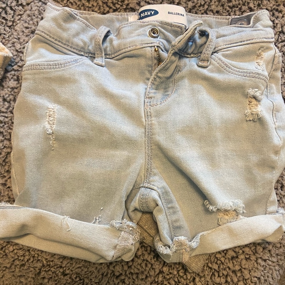 Old navy capris size 7